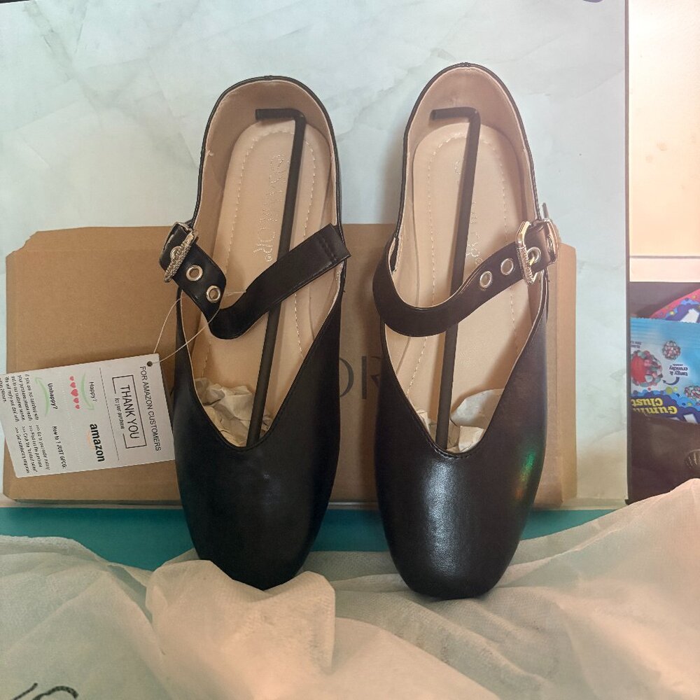 NIB Samilor Mary Jane Womens Shoes with Adjustable Buckle Size 7